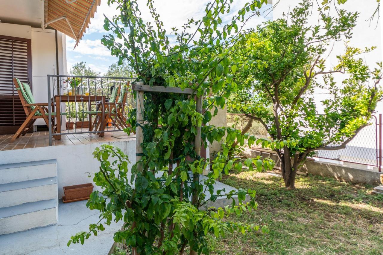 Apartman Dag Podstrana Ngoại thất bức ảnh